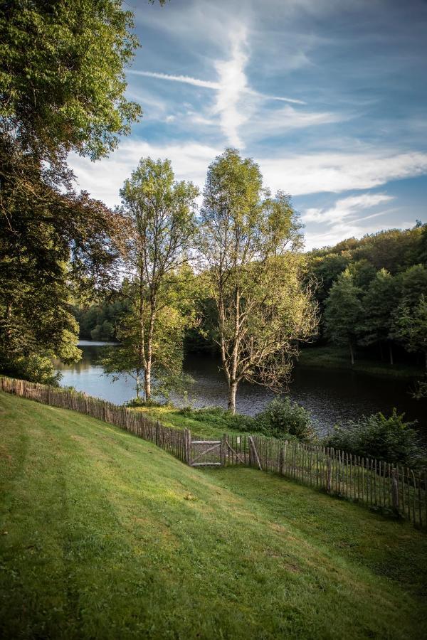 Chateau Du Pont D'Oye Habay-la-Neuve Esterno foto